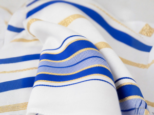 The Blessing Tallit, Messianic Prayer Shawl Christian, Royal Blue Messianic Tallit 72”X22” With Bag, Israel Design. - Image 7